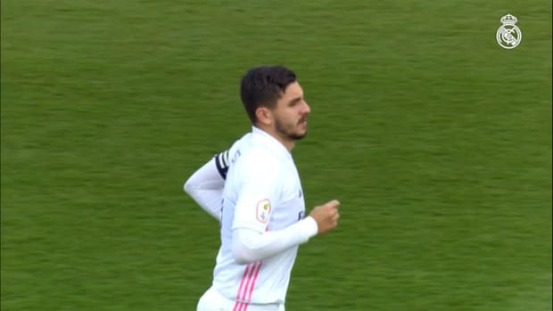 Víctor Chust: defense and leadership